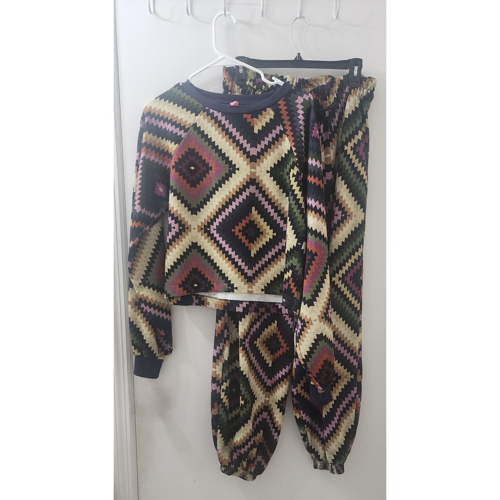 Farm Rio Geometric Diamond Print Sweatshirt and Jogger Pants Set Multi Color P